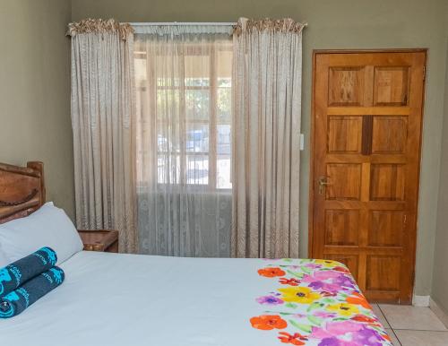 room3-nelspruit-conqueror-victory-inn-guest-house-0001
